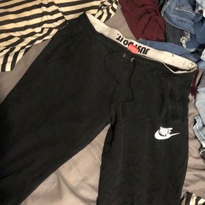 Nike joggers